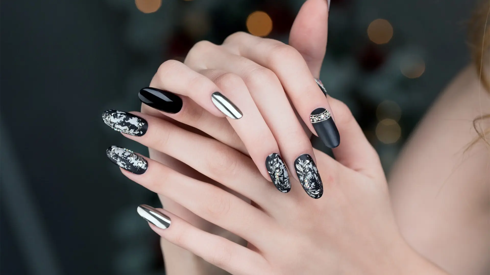 Esenler Protez Tırnak